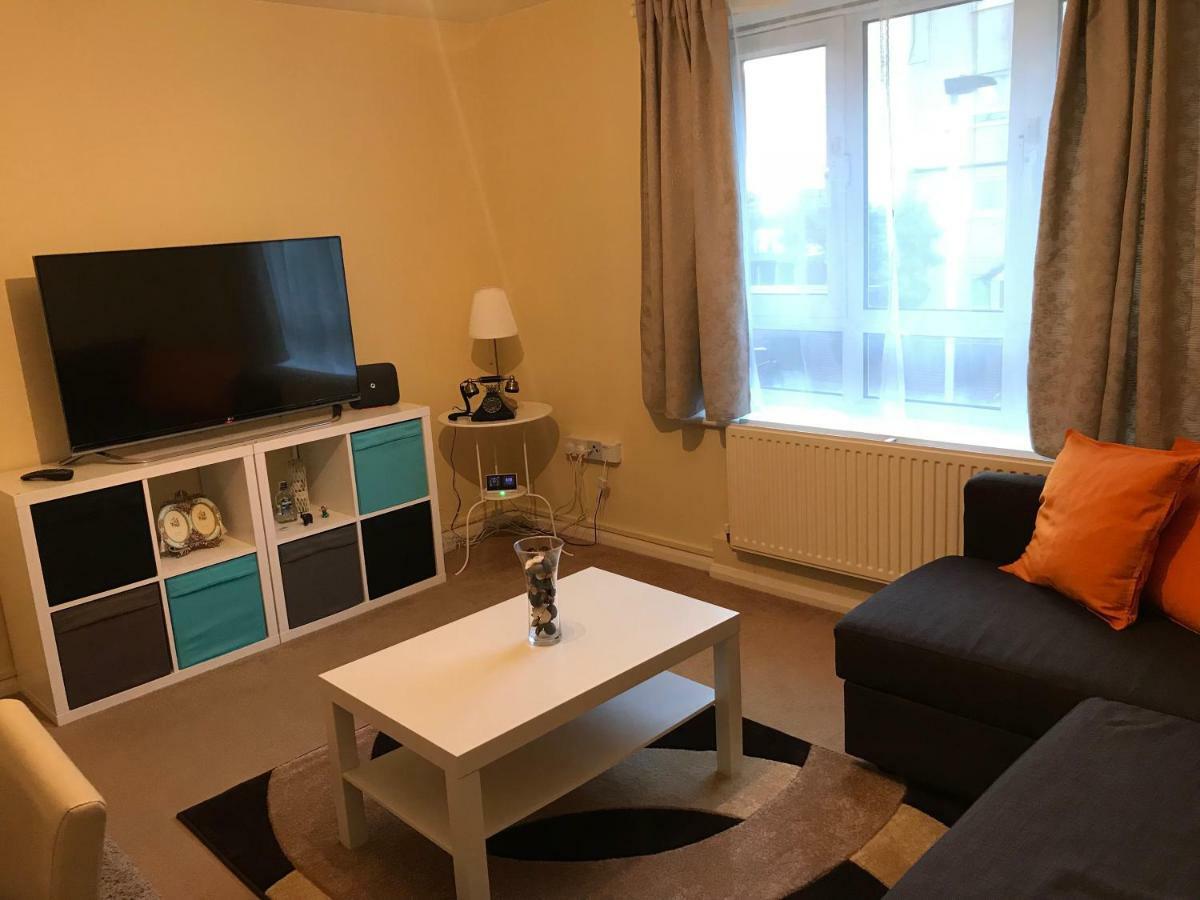Cozy Apartment In Stratford From 18 Minutes To Central London Eksteriør billede