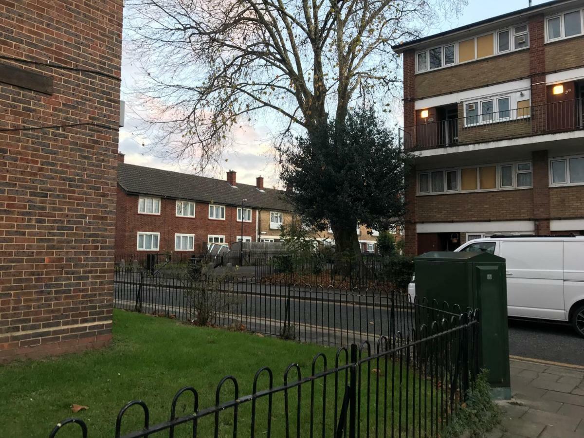 Cozy Apartment In Stratford From 18 Minutes To Central London Eksteriør billede