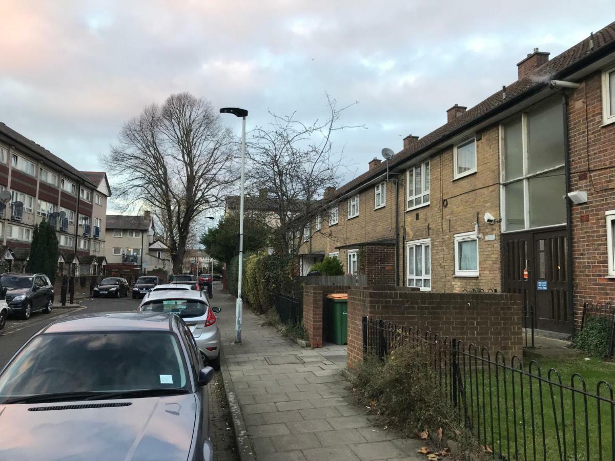 Cozy Apartment In Stratford From 18 Minutes To Central London Eksteriør billede